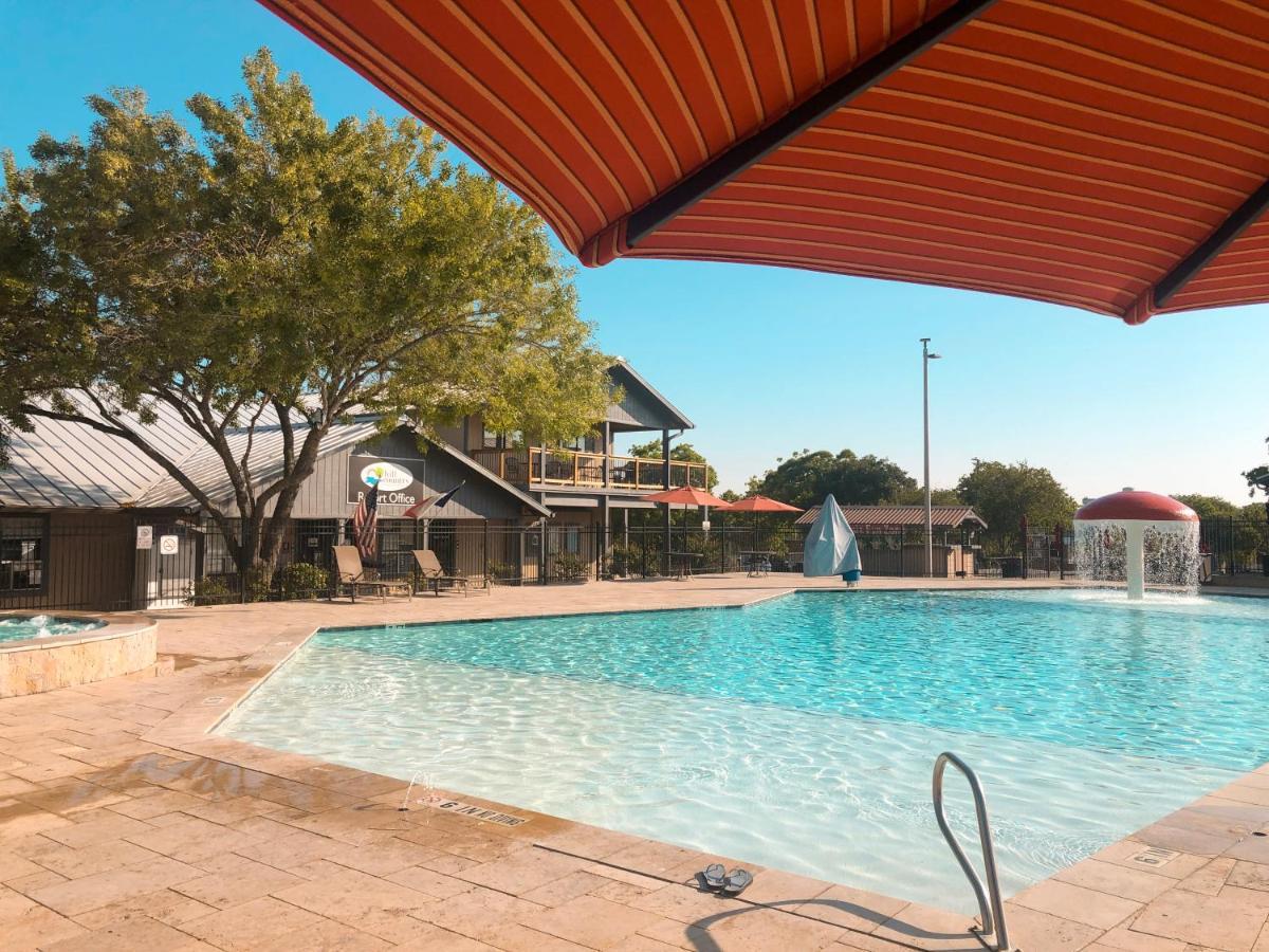 Sun Retreats Texas Hill Country Hotel New Braunfels Ngoại thất bức ảnh