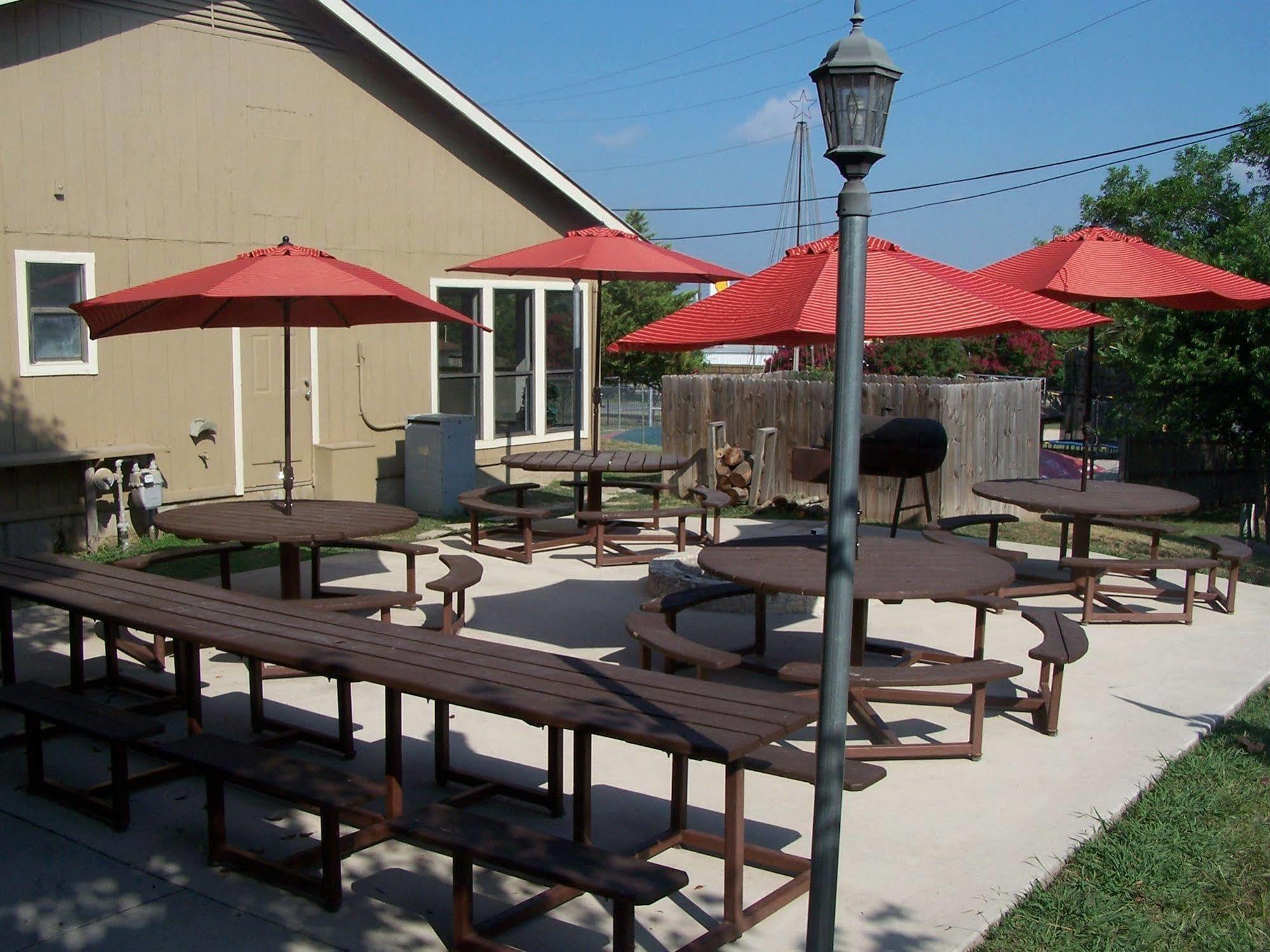 Sun Retreats Texas Hill Country Hotel New Braunfels Ngoại thất bức ảnh